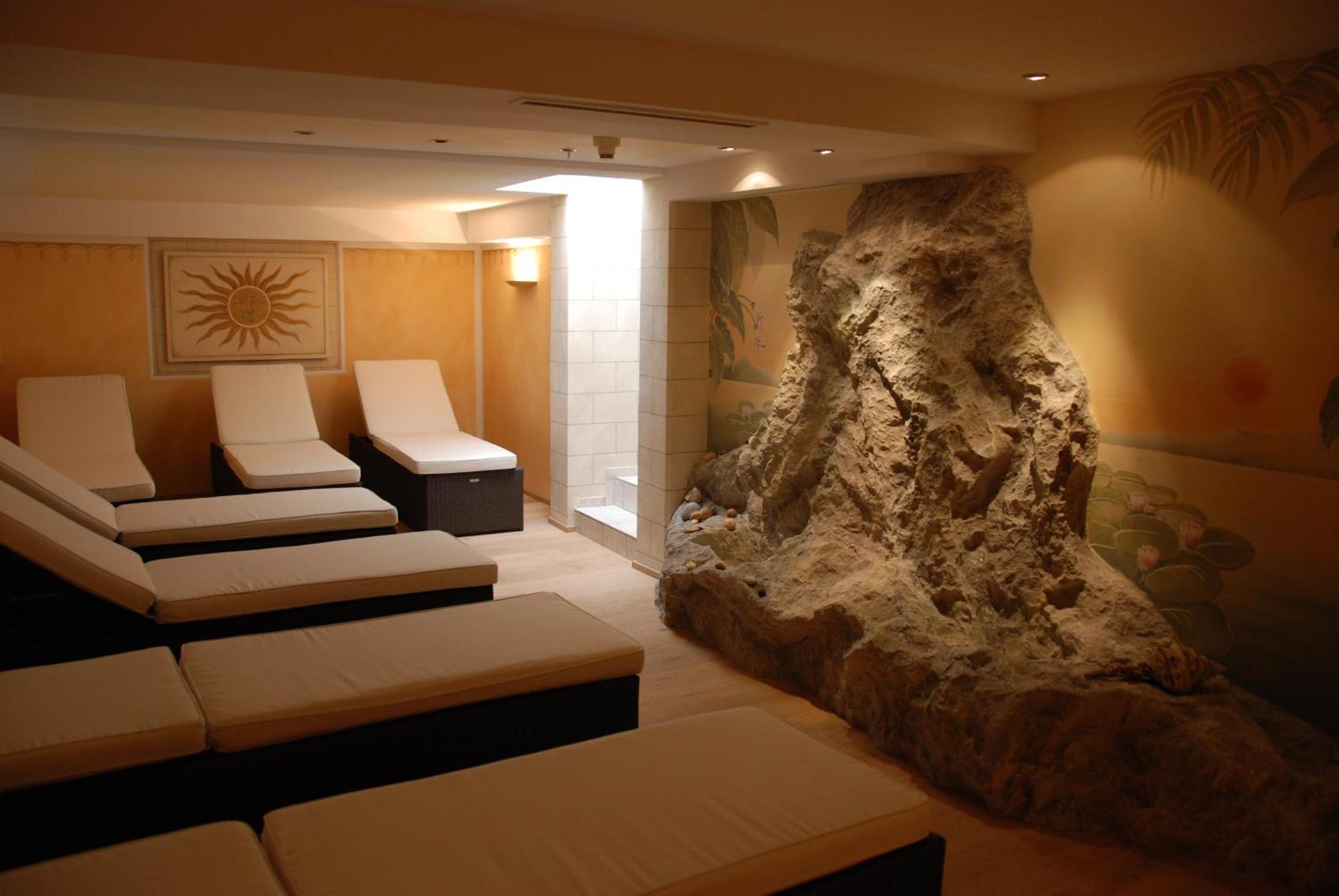 Alpenhotel Regina Nauders Bagian luar foto