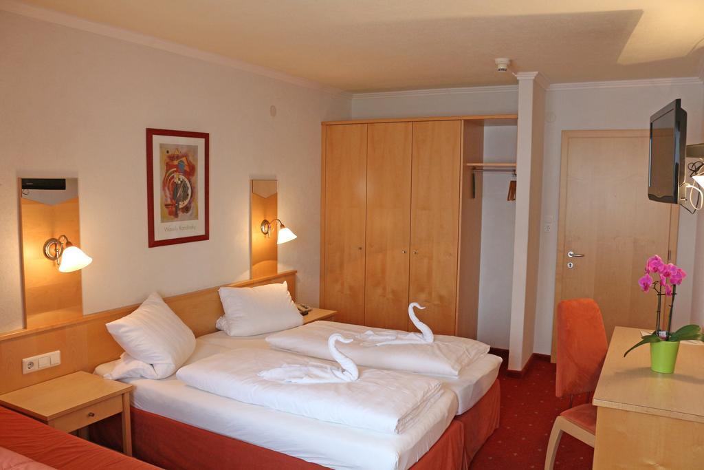 Alpenhotel Regina Nauders Ruang foto
